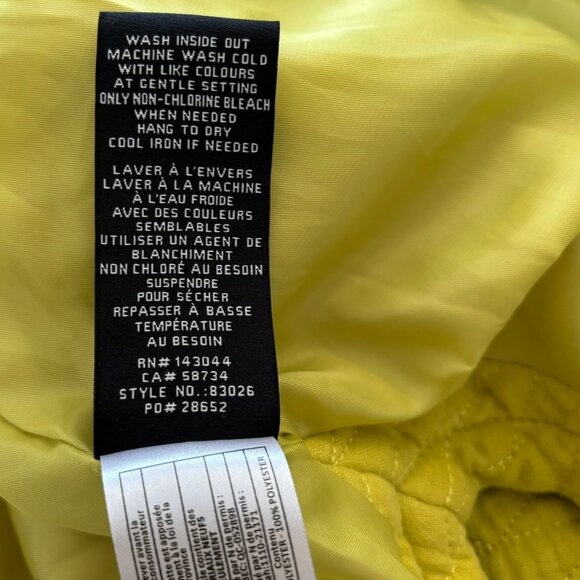 7 For All Mankind Chartreuse Quilted Cropped Jacket - Size M - New with Tags - Picture 6 of 6